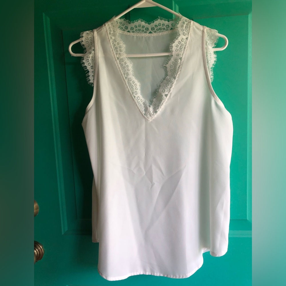 White sleeveless top, Women’s Small, NWOT